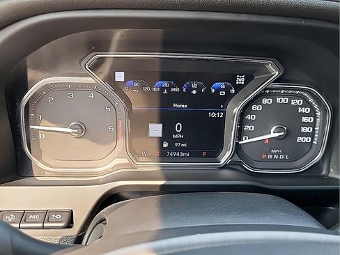 Used 2022 GMC Sierra 3500 Denali w/ Denali Ultimate Package AWD/4WD image 21