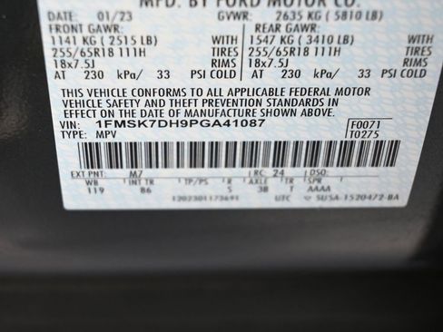 Used 2023 Ford Explorer XLT image 17