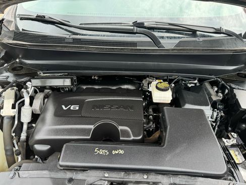 Used 2020 Nissan Pathfinder S image 32