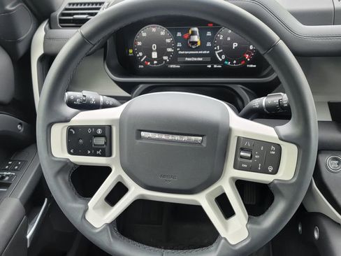 Used 2025 Land Rover Defender 110 S AWD/4WD image 19