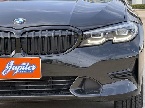 Used 2020 BMW 330i Sedan w/ Convenience Package image 9