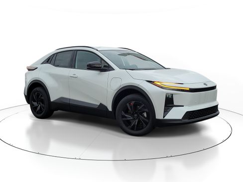New 2026 Toyota C-HR AWD/4WD image 1