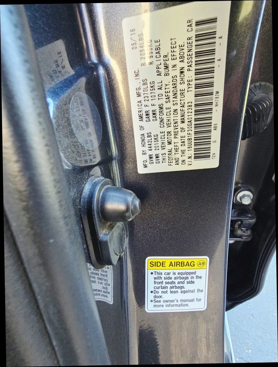 Used 2016 Acura TLX FWD image 42