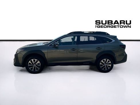 Certified 2025 Subaru Outback Premium AWD/4WD image 4