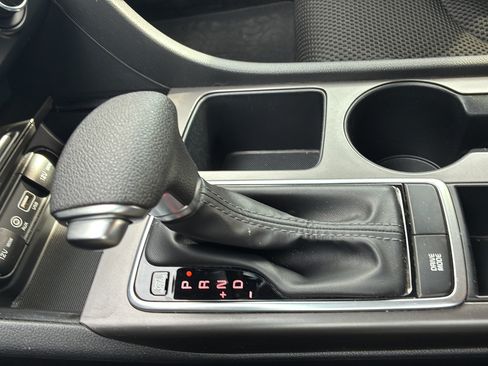 Used 2019 Kia Optima S FWD image 30