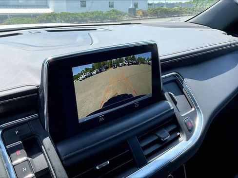 Used 2024 Chevrolet Tahoe LT RWD image 11