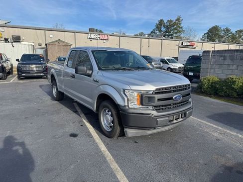 Used 2018 Ford F150 XL w/ Trailer Tow Package image 2