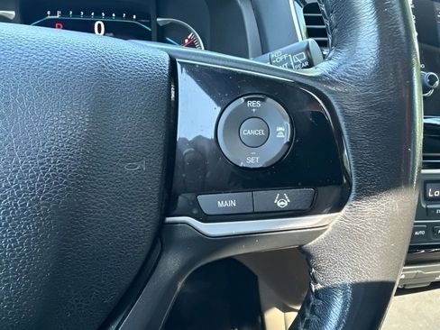 Used 2020 Honda Pilot Touring image 23