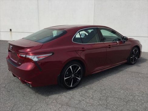 Certified 2018 Toyota Camry XSE FWD image 18
