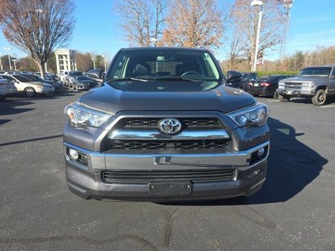 Used 2016 Toyota 4Runner Limited image 2