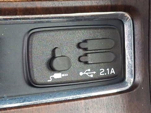 Used 2020 Subaru Ascent Touring AWD/4WD image 26