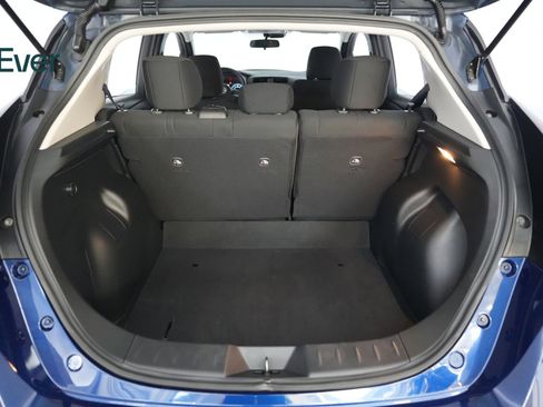 Used 2025 Nissan Leaf S FWD image 8