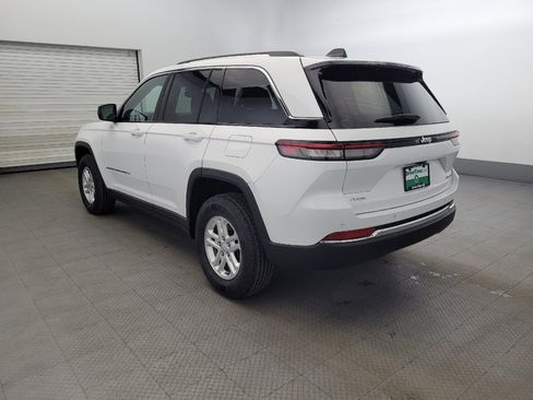 Used 2023 Jeep Grand Cherokee Laredo w/ Luxury Tech Group I image 5