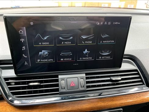 Used 2023 Audi Q5 2.0T Premium Plus w/ Premium Plus Package AWD/4WD image 39