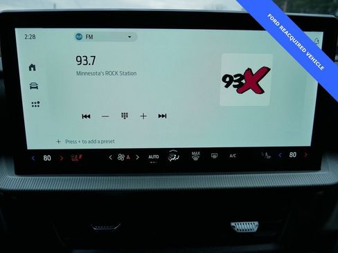 Used 2025 Ford Explorer Platinum w/ LUX Leather Package image 23