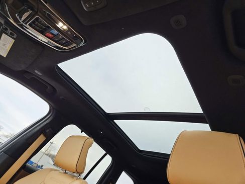 Used 2022 Jeep Grand Cherokee Summit image 9