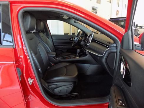 Certified 2022 Jeep Compass Limited AWD/4WD image 28