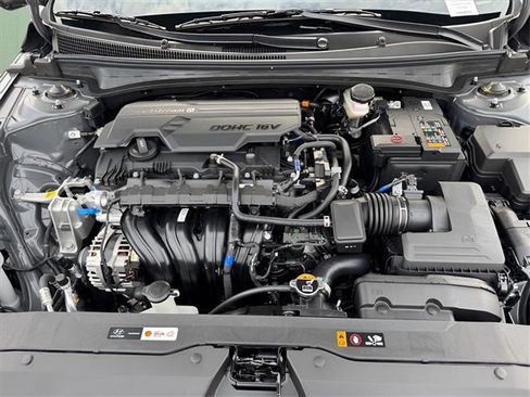 New 2026 Hyundai Elantra SEL Sport image 9