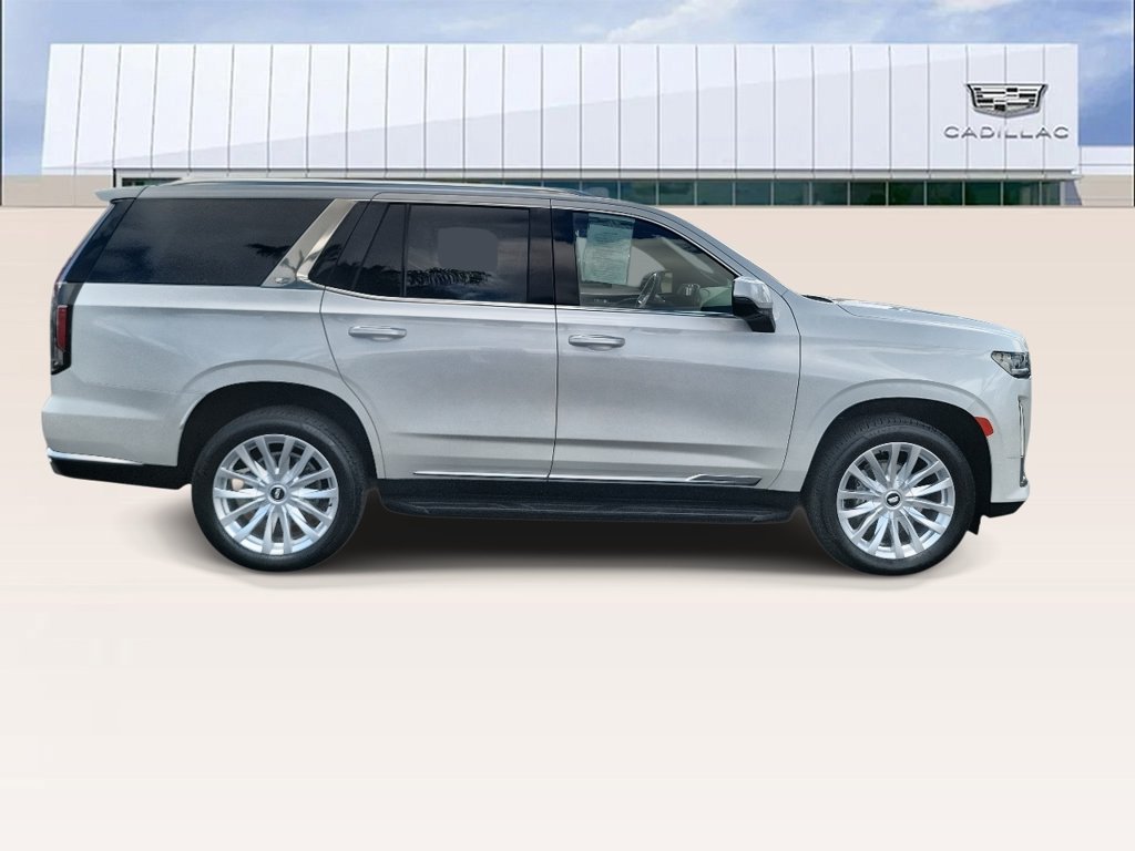 Used 2024 Cadillac Escalade Luxury RWD image 9