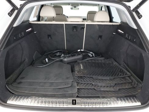 Used 2024 Audi Q8 e-tron Premium Plus w/ Premium Plus Package image 24