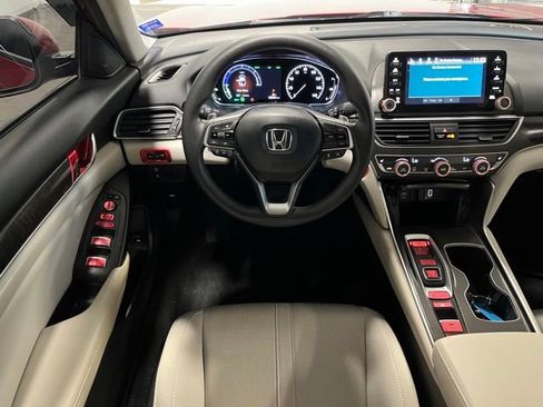 Used 2020 Honda Accord EX image 18
