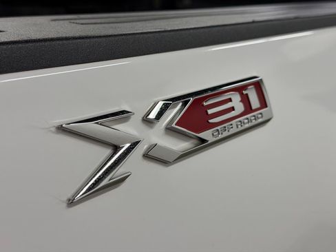 Certified 2024 GMC Sierra 3500 Pro w/ Convenience Package image 29