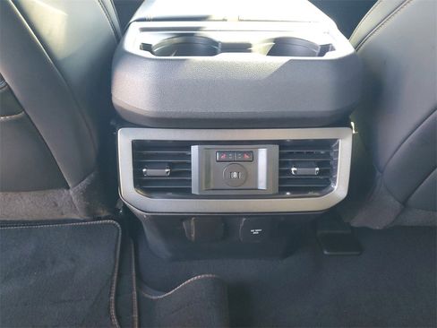 Used 2024 Ford F450 Platinum w/ FX4 Off-Road Package image 25