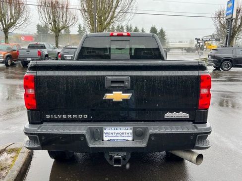 Used 2015 Chevrolet Silverado 2500 High Country w/ Duramax Plus Package image 6
