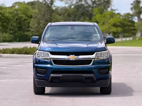 Used 2019 Chevrolet Colorado W/T w/ WT Convenience Package RWD image 2