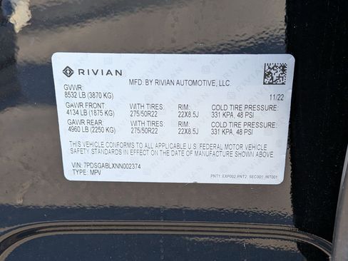 Used 2022 Rivian R1S Launch Edition image 32