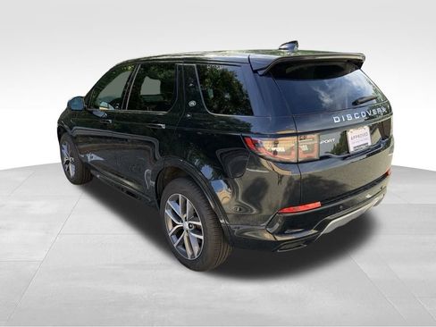 Certified 2025 Land Rover Discovery Sport S image 6