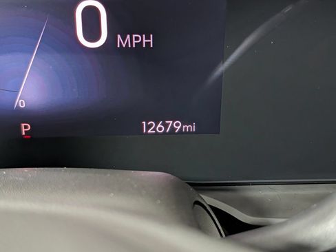 Used 2025 Buick Envista Sport Touring w/ Advanced Safety Package FWD image 21