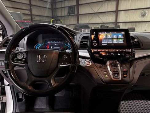 Used 2018 Honda Odyssey EX-L image 24