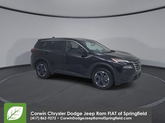 Used 2025 Nissan Rogue SV FWD video 2