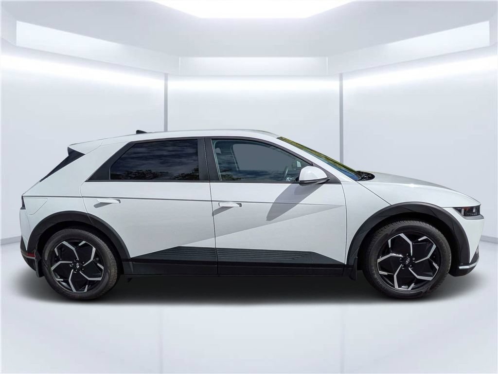 Certified 2023 Hyundai Ioniq 5 SEL RWD image 2