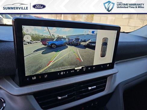 New 2026 Ford Explorer Active w/ Active Comfort Package RWD image 26