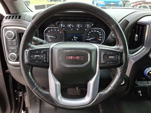 Used 2020 GMC Sierra 1500 SLE w/ X31 Off-Road Package image 19
