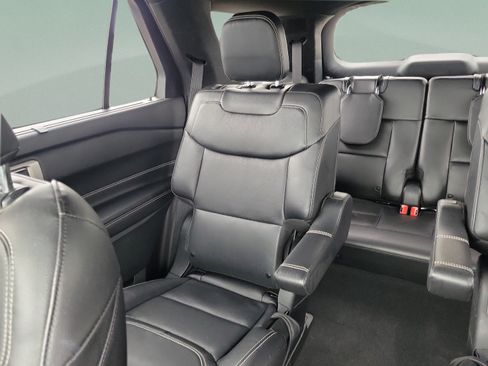 Used 2023 Ford Explorer ST w/ Equipment Group 401A AWD/4WD image 8