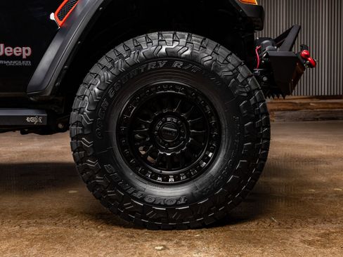 Used 2021 Jeep Wrangler Unlimited Rubicon image 12