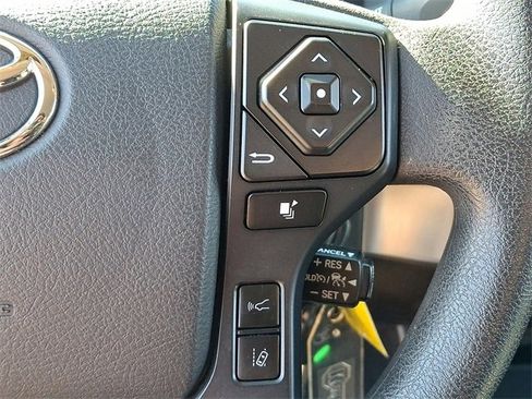Used 2020 Toyota Tacoma SR image 21