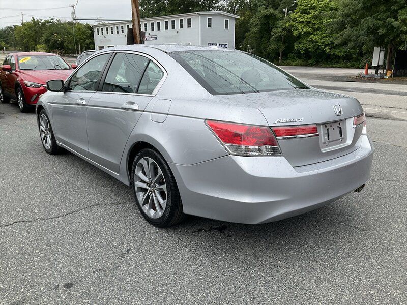 Used 2011 Honda Accord EX-L image 7