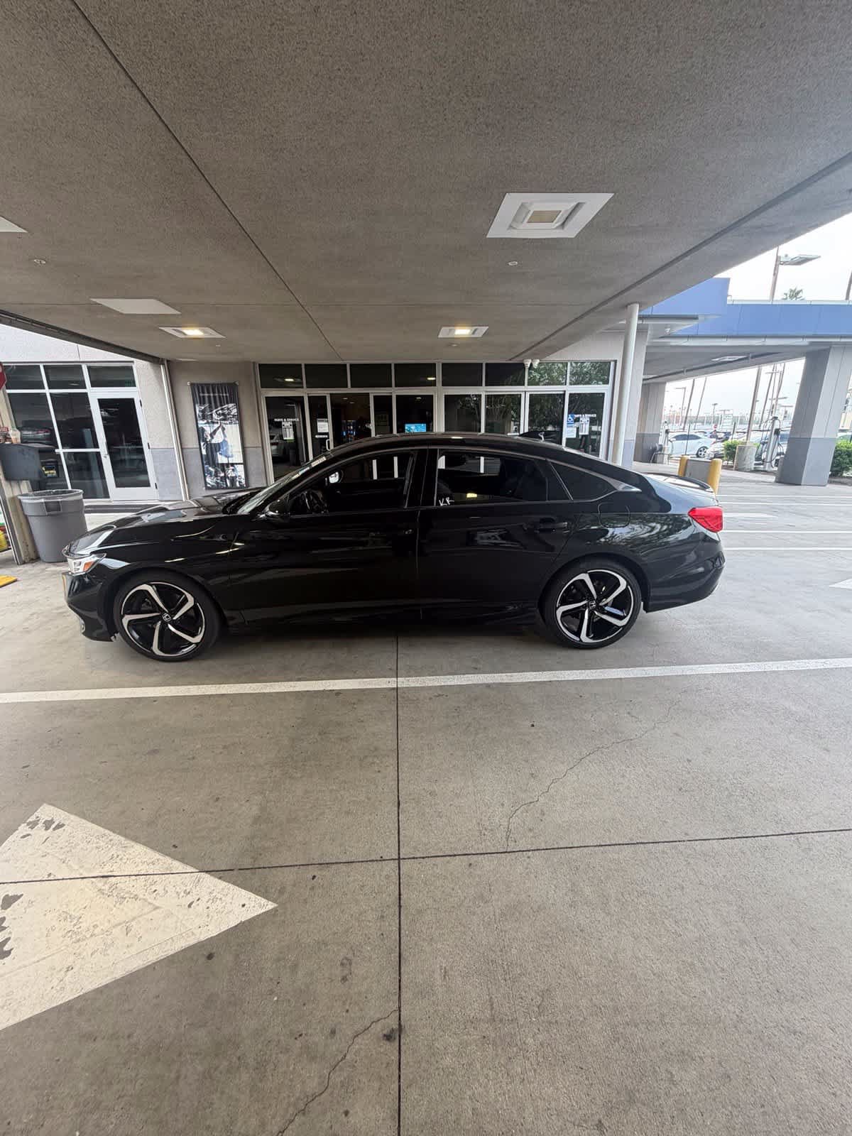 Used 2019 Honda Accord Sport image 8
