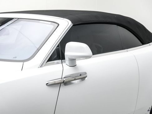 Used 2017 Rolls-Royce Dawn RWD image 35
