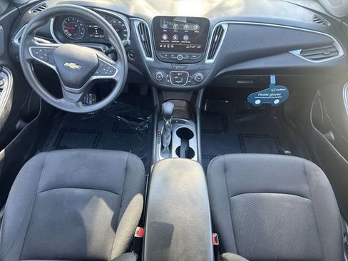 Certified 2022 Chevrolet Malibu LS image 21