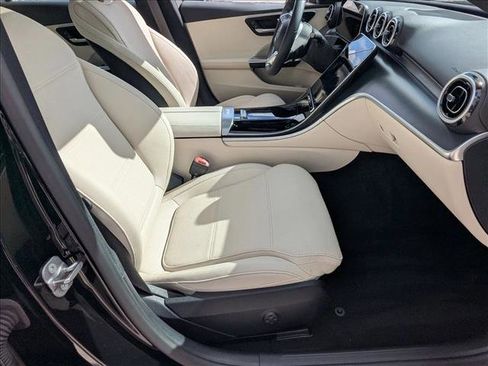Used 2025 Mercedes-Benz C 300 Sedan image 21
