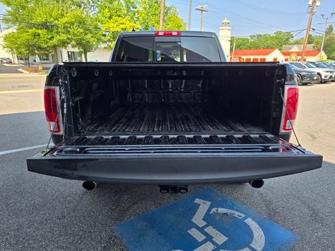 Used 2018 RAM 1500 Laramie w/ Convenience Group AWD/4WD image 37