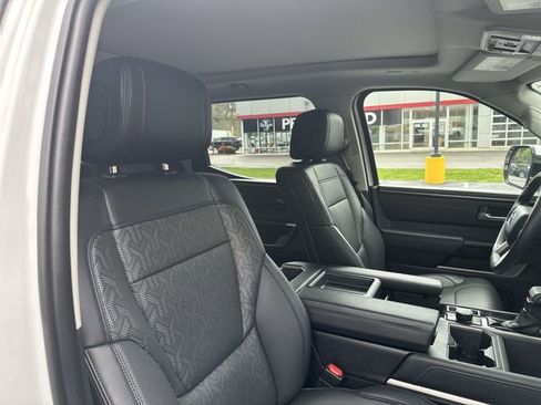 Used 2022 Toyota Tundra Limited w/ TRD Off-Road Package image 29