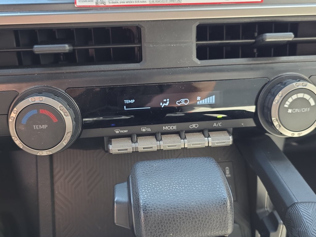 Used 2025 Toyota 4Runner SR5 AWD/4WD image 30