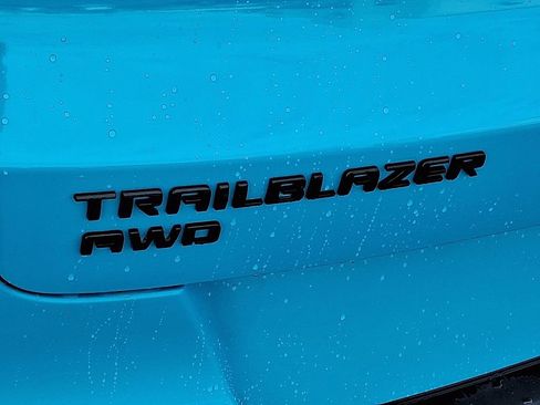 Used 2022 Chevrolet TrailBlazer RS image 31