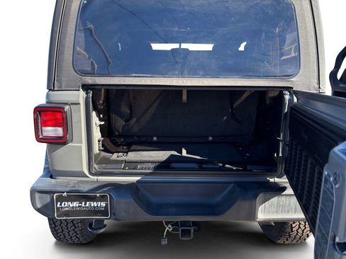 Used 2021 Jeep Wrangler Sport image 24